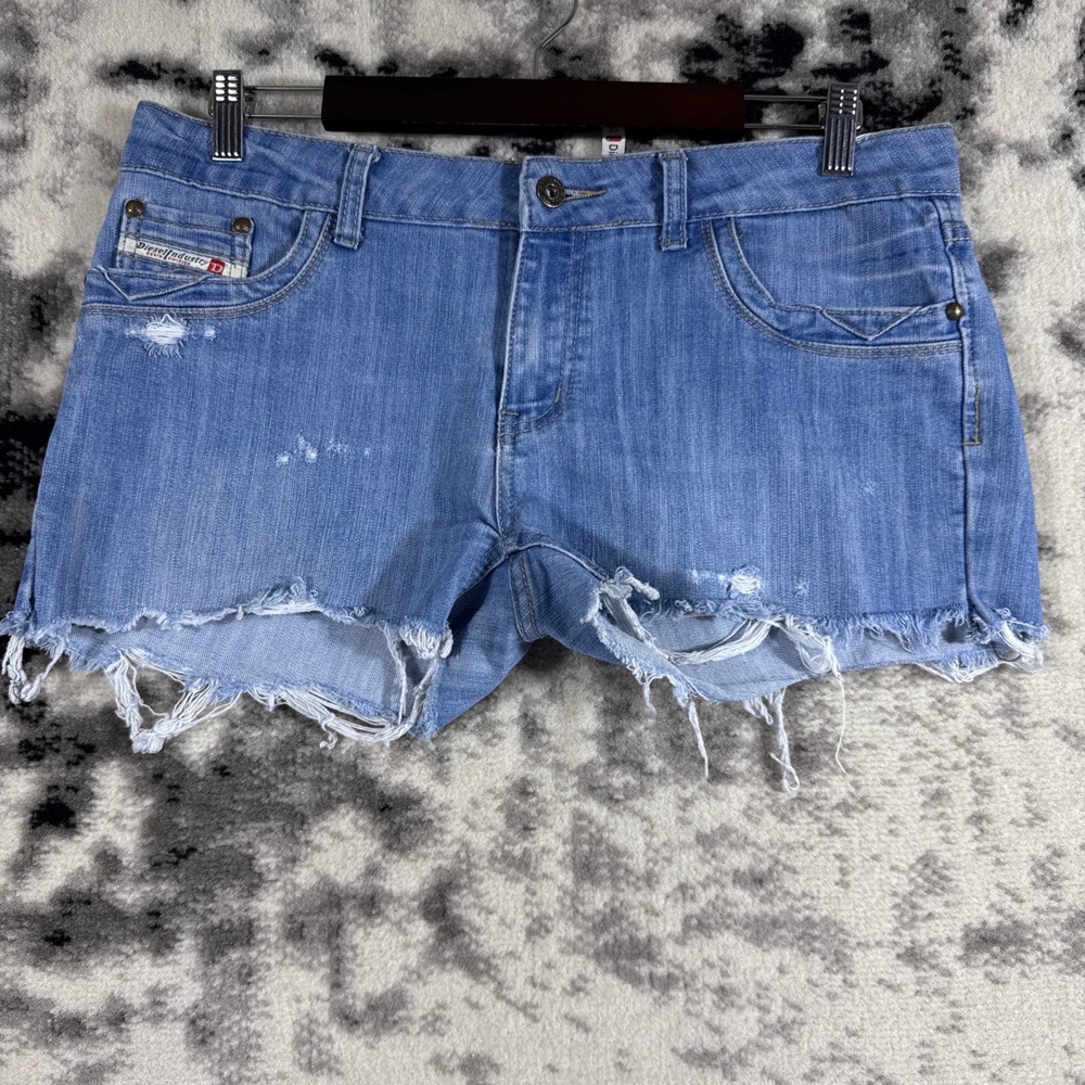 Diesel Industry Denim Division Blue Distressed Frayed Hem Jean Shorts XXL‎